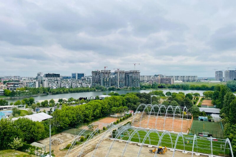 Floreasca Residence - apartament 2 camere si parcare subterana, 70 mp.